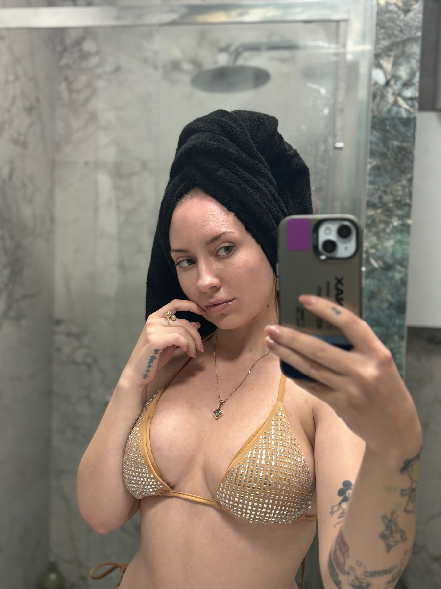 Nude girl KateV in Tiruvananthapuram