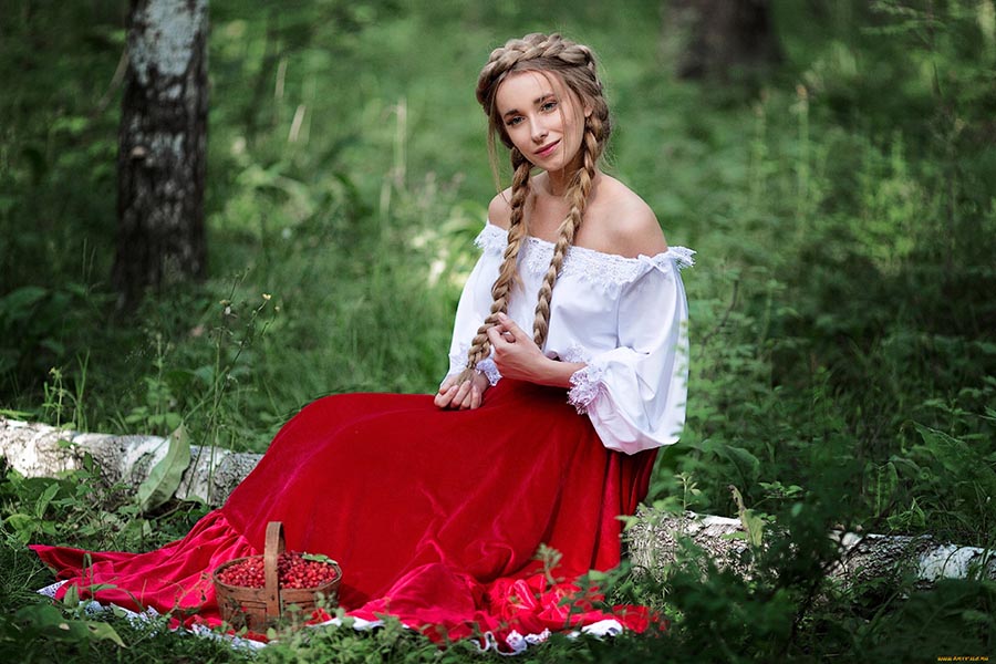 Sexy photo Slavic women in Tiruvananthapuram