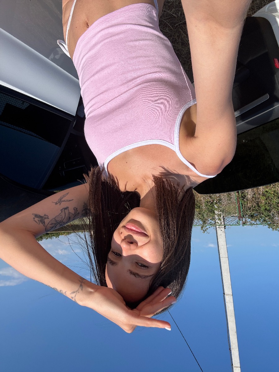 Sexy model Tina in Tiruvananthapuram